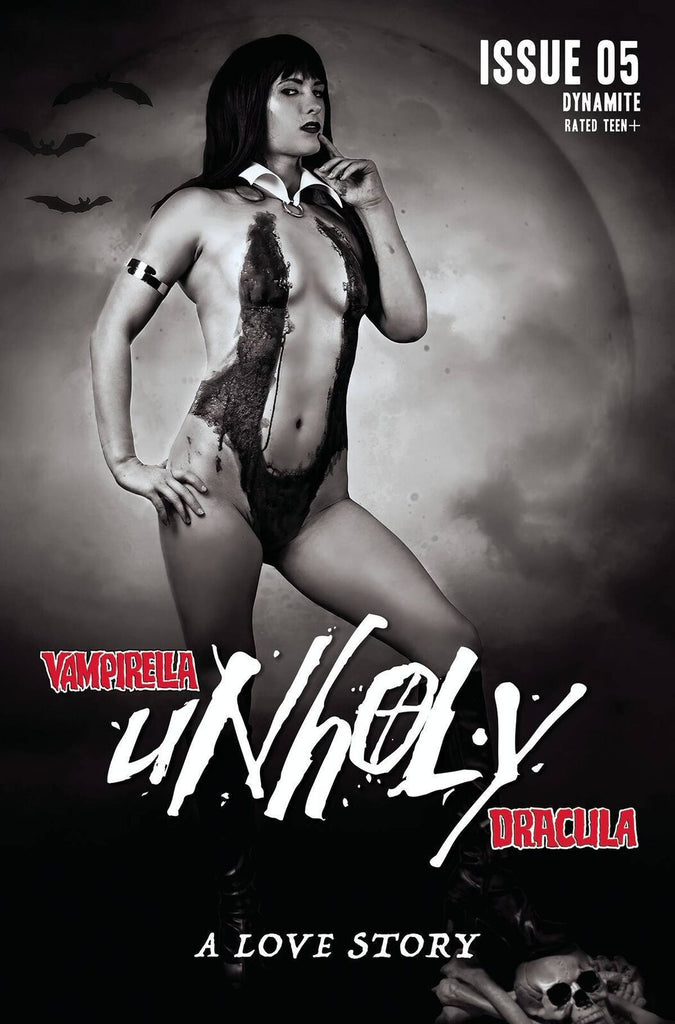 VAMPIRELLA DRACULA UNHOLY #5 CVR N 1:7 COSPLAY B&W